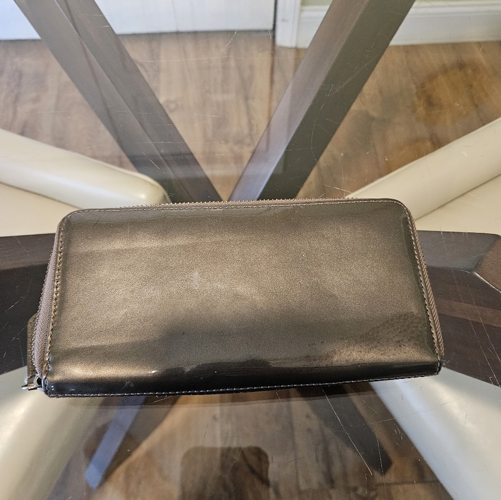 Coach Metallic Wallet - Picture 4 of 8
